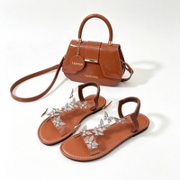 MD-186 Promotion estivale : Ensemble 2 pièces pour femme, comprenant des sandales plates à strass motif papillon et un sac à nœuds