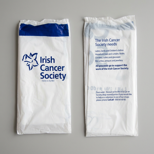 Bolsas de Donación Personalizadas Biodegradables de Plástico HDPE con Sellado Térmico e Impresión por Grabado para Empacar Ropa - Product Image 3