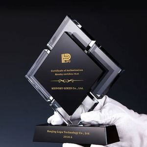 Trofeos de Cristal Cuadrados Transparentes Negros con Logotipo Personalizado al por Mayor de Fábrica, Otros Artículos de Cristal - Product Image 3