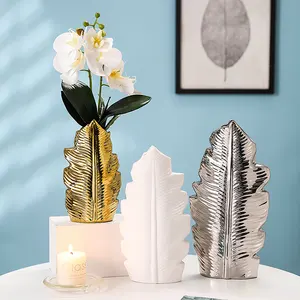 Modern yaratıcılık İskandinav tarzı otel dekorasyon çiçek vazolar ev eşyaları seramik vazolar ve ofis masaüstü süslemeleri
