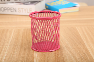 Soporte para lápices, contenedor de almacenamiento elegante, organizador de escritorio de malla negra, soporte para bolígrafos de mesa - Product Image 2
