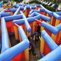 Parcours d'obstacles géant en plein air Jeu de labyrinthe gonflable Labyrinthe gonflable pour adultes