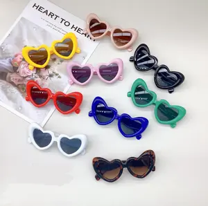 Bulk Wholesale Custom Logo Fashion Cute Baby Girls Red Black Purple Pink UV400 Plastic Heart Shape Sunglasses