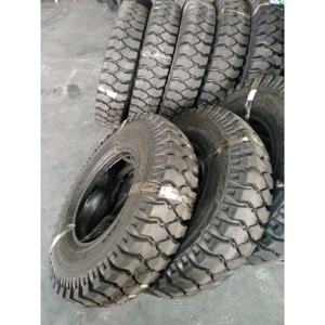 Neumático Sólido para Remolques Mezcladores 9.00-20, Piezas de Equipo de Manejo de Materiales Duraderas para Varios Tamaños de Remolque - Product Image 5