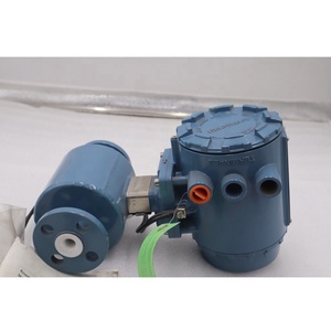 Nouveau débitmètre magnétique Rosemounts 8732E pour montage sur site 8732EMT1A1N5M4 - Product Image 3