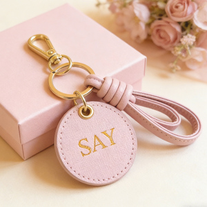 Pu Keychains Personalised Logo Top Quality Monogrammed Keyring Fashion Round Shape Custom <strong>Leather</strong> <strong>Key</strong> <strong>Chain</strong> for Wedding Favour - Product Image 4