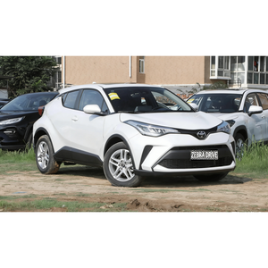 Trendy Crossover : <span class=keywords><strong>Toyota</strong></span> <span class=keywords><strong>CHR</strong></span> <span class=keywords><strong>2018</strong></span>, modèle avec toit ouvrant, moteur 2.0L, style unique, bien équipé, excellent rapport qualité-<span class=keywords><strong>prix</strong></span> - Product Image 2