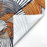 Tissu extensible 4 directions en carbone de noix de coco durable avec impression papier hydrofuge sans PFC pour vestes et boardshorts d'extérieur