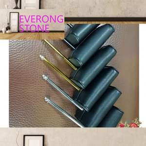 Présentoir de <span class=keywords><strong>montre</strong></span> à base de marbre blanc et noir avec <span class=keywords><strong>tige</strong></span> en métal doré - Product Image 3