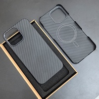 Couverture rigide en fibre d'aramide véritable pour iPhone 16 Pro Max Finition en fibre de carbone Protection contre les chutes de qualité militaire Étui pour téléphone portable