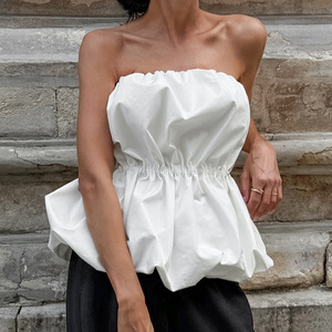 صدرية نسائية أنيقة بدون حمالات على شكل بالون باللون الأبيض، بتصميم يبرز الخصر من قماش الدوبي، موضة صيف <span class=keywords><strong>2026</strong></span> - Product Image 4