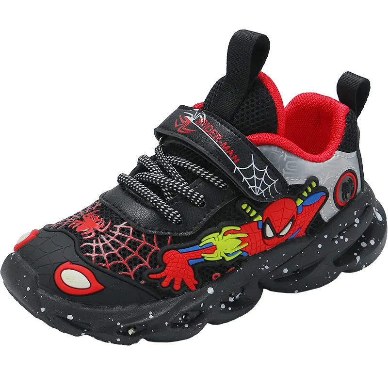 Zapatillas deportivas con luz LED para niños, zapatos de moda con dibujos animados de Spider Man, suaves, para correr