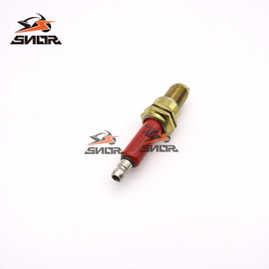 หัวเทียนเซรามิกสีแดง SNOR รุ่น A7TC สำหรับรถมอเตอร์ไซค์ฮอนด้า ดรีม100 เวฟ100 ยามาฮ่า จ็อก50 บาจาจ บีเอ็ม100 ซีที100 อะไหล่เปลี่ยนหัวเทียน - Product Image 5