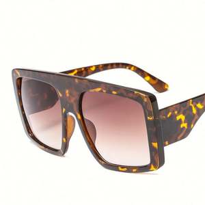 Gafas de Sol de Moda con Marco Grande y Diseño de Leopardo Vintage, Protección UV400, Gafas de Sol Cuadradas Extra Grandes para Mujer, Novedad 2021 - Product Image 1
