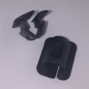 Clips en coton pour isolation acoustique du capot Land Rover Range Rover Evoque, noirs, 1615, pour réparation et remplacement - Product Image 1