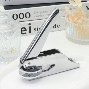 Sello de acero con pinza manual, sello de goma, en stock. Suministros de impresión, grabado publicitario, grabado en acero inoxidable - Product Image 1