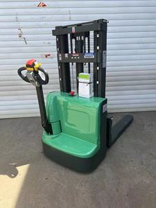 Montacargas Eléctrico Tipo Caminante de 1.5-2 Toneladas, Apilador Hidráulico de 1.6-3.5 m - Product Image 3