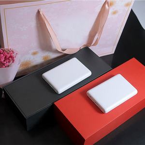 Vente directe usine – Batterie externe de voyage rechargeable 5000 mAh avec logo personnalisé, chargeur rapide pour appareils chauffants - Product Image 1