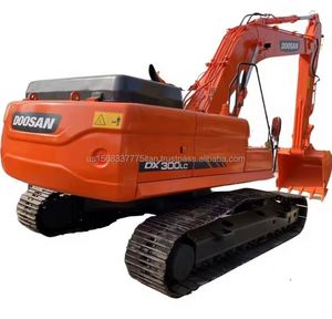 Excavatrice sur chenilles hydraulique Doosan DX300LC de 25 à 30 tonnes, d'occasion, à faible nombre d'heures de fonctionnement, avec pince hydraulique - Product Image 1
