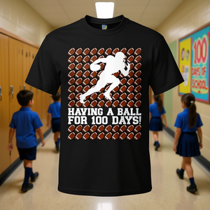 Maglietta promozionale per il 100° giorno di scuola a tema calcio: con la palla per 100 giorni - Product Image 3