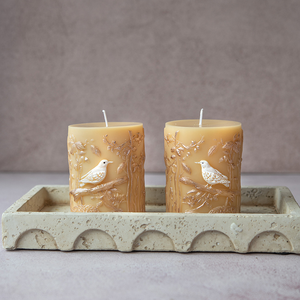 Bougie parfumée en <span class=keywords><strong>cire</strong></span> de soja naturelle faite à la main avec sculpture 3D en relief d'un écureuil, pour la décoration de la maison - Product Image 3