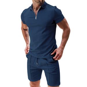 Fournisseur d'un costume sportif et décontracté pour homme en deux pièces avec un revers, une chemise à manches courtes et un short - Product Image 4