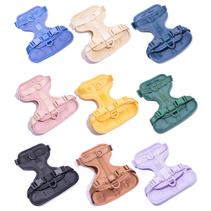 उच्च गुणवत्ता वाले pvc वाटरप्रूफ पालतू हार्नेस लेश कॉलर समायोज्य प्यारा बहु-रंग कुत्ते पट्टा कॉलर - Product Image 4