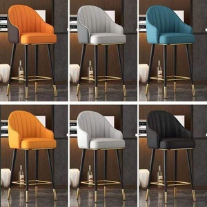 Chaises de bar haut de gamme avec dossier, tabourets de luxe élégants à hauteur réglable pour comptoir de bar, chaises de bar pivotantes élégantes - Product Image 6