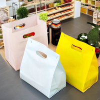 Sachet Doypack en PE personnalisé, lisse, découpé à l'emporte-pièce, biodégradable, gaufré, avec impression de logo, pour supermarché, petit cadeau, vente au détail, en plastique, respectueux de l'environnement