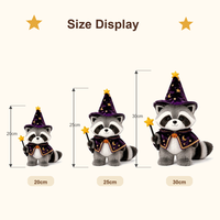 Peluche de raton laveur d'Halloween personnalisée, poupée magique douce avec chapeau de sorcière, cape et baguette magique, faible MOQ, support OEM ODM