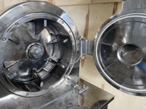 Broyeur <span class=keywords><strong>à</strong></span> marteaux chimiques refroidi par air Broyeur moulin <span class=keywords><strong>à</strong></span> aromatiser les grains - Product Image 5