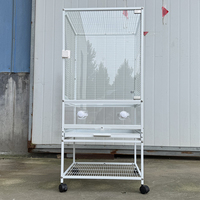 Cage à oiseaux de qualité supérieure, fabriquée en Chine, sur mesure, avec roues fixables, bien ventilée, robuste et durable, à vendre.