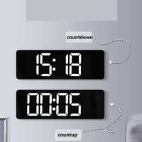Dekorasi rumah warna-warni Digital Timer hitung mundur suhu minggu dan tampilan kalender jam dinding LED dengan pengendali jarak jauh