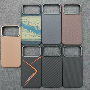 Custodia per <span class=keywords><strong>iPhone</strong></span> 17 Pro Max in Kevlar, Antiurto, Magnetica, in Fibra di Carbonio Forgiata - Product Image 1