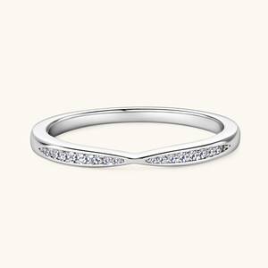 <span class=keywords><strong>Anello</strong></span> <span class=keywords><strong>da</strong></span> Donna in <span class=keywords><strong>Argento</strong></span> 925 con Moissanite VVS GRA <span class=keywords><strong>da</strong></span> 0,066ct, Design Minimalista con Micro Incastonatura, Vendita all'Ingrosso - Product Image 3