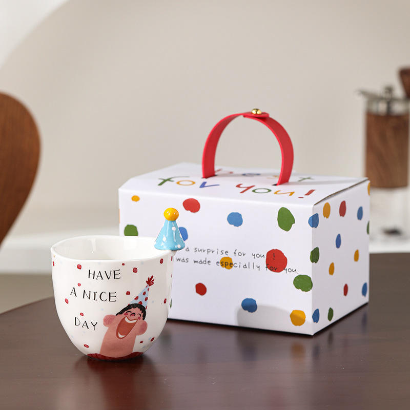 หมวกสีฟ้า - เด็กชาย