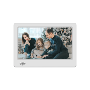 Cadre photo numérique avec <span class=keywords><strong>écran</strong></span> LCD blanc de 7/10 pouces, trou VESA, matériau plastique, affichage sur étagère de centre commercial, lecture vidéo MP4, fonction <span class=keywords><strong>horloge</strong></span> - Product Image 1