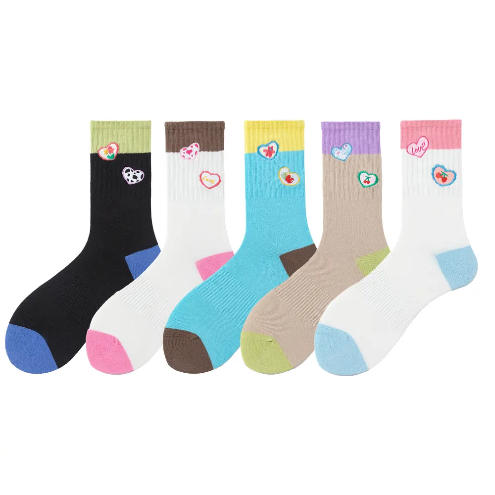 Lustige lange Socken Baumwolle Stickerei Designer niedliche Cartoon Frucht Kirsche Aufdruck Socken Crew Socken für junge Mädchen