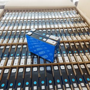 แบตเตอรี่ลิเธียมไอออน 52ah เซลล์แบตเตอรี่ 3.2v แบบชาร์จซ้ำได้ - Product Image 5