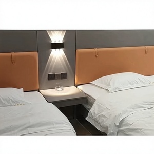 Panneau de protection de lit rembourré en bois pour chambre d'hôtel, vente directe usine - Product Image 1