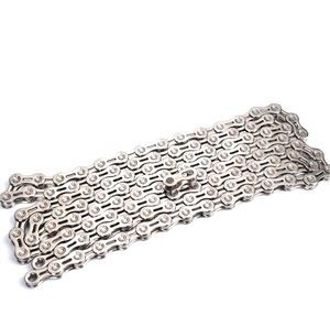 TBBC Professional CX10EL <span class=keywords><strong>Cadena</strong></span> de bicicleta a prueba de estiramiento de <span class=keywords><strong>10</strong></span> <span class=keywords><strong>velocidades</strong></span> 116L se adapta a <span class=keywords><strong>Shimano</strong></span> con diseño de peso ligero Multicolor - Product Image 4
