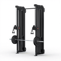 Entrenador funcional compacto para el hogar montado en la pared con Lat/Row, estante de sentadillas de doble polea con máquina de cable para ejercicio
