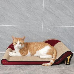 60 Hoge Hakken Met Luipaardprint, Duurzame Houten En Kartonnen Kattenkrabber In De Vorm Van Een Kattenbank Met Gegolfde Kras - Product Image 2