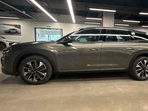 Citroën C5X 2024 <span class=keywords><strong>de</strong></span> <span class=keywords><strong>Segunda</strong></span> <span class=keywords><strong>Mano</strong></span>, Sedán Mediano, Euro 6, 1.6T Turbo, Oferta Económica - Product Image 3