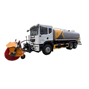 Camion-citerne à eau Dongfeng T5 Cabine 6x4, 5T à l'avant, 10T à l'arrière, réservoir de 20000L pour l'irrigation des jardins municipaux - Product Image 1