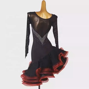 Robe de danse latine à trois niveaux et jupe ample, costume de compétition professionnel pour la rumba, le cha-cha et le jive - Product Image 4