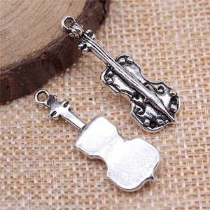 Accessoire de bijouterie en alliage de zinc multicolore, 32x11mm, 2.6g, pendentif <span class=keywords><strong>violoncelle</strong></span> pour le sport et la musique - Product Image 2