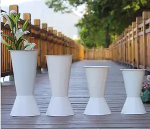 Venditore caldo prezzo a buon mercato vasi da giardino in plastica bianca secchi per fiori negozio di fioristi merci grande strumento di avvolgimento del Bouquet di fiori