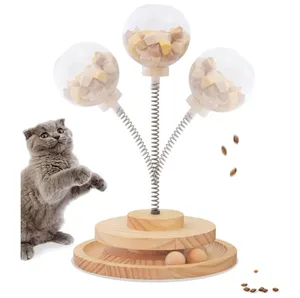 2024 Interactive Cat Feeder Spielzeug Holz Rollbahn Leckage Food Ball für Indoor Cats Slow Feeder