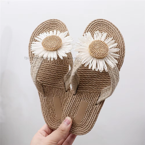 Wholesale New Linen Comfort Lady Luxury <b>Slippers</b> Breathable Home Fashion Flip Flops <b>Slipper</b> Simple Designer Women <b>Slippers</b> - Product Image 1